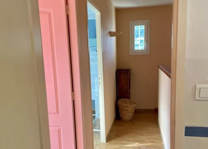 Maison Agreable Et Lumineuse, Jardin Vue Nature, Aveyron Feriehus