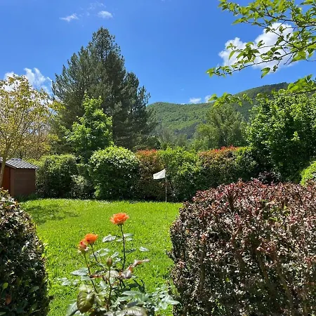بيت للعطل Maison Agreable Et Lumineuse, Jardin Vue Nature, Aveyron *