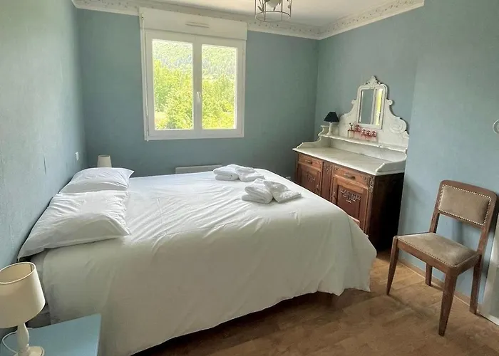 Maison Agreable Et Lumineuse, Jardin Vue Nature, Aveyron Σπίτι διακοπών