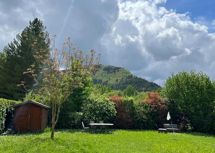 Maison Agreable Et Lumineuse, Jardin Vue Nature, Aveyron Σπίτι διακοπών *